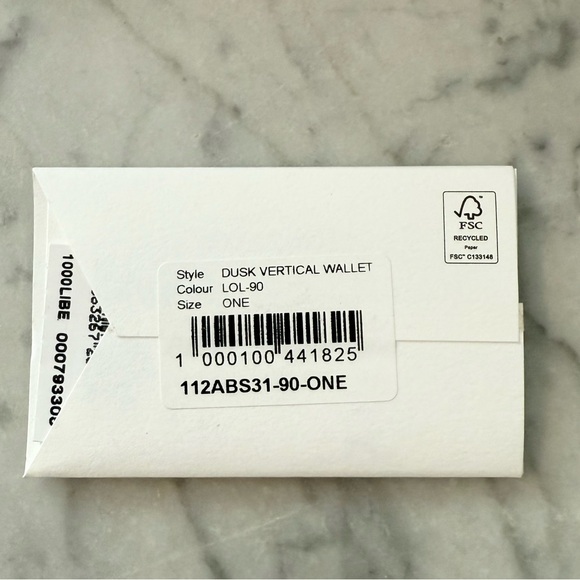 Liberty of London Dusk Iphis Vertical Wallet - Picture 7 of 7